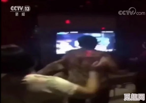 惊爆！在ktv拨开内裤进入，竟引发了全场混乱，目击者直言不敢相信发生的一切！