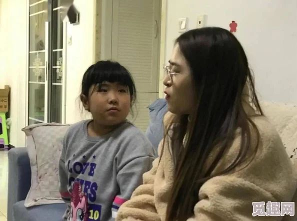 沈娜娜老师家访md0076：居然发现学生家中隐藏惊人秘密，令人瞠目结舌的真相浮出水面！