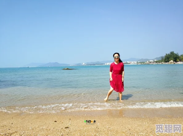 海角封神最漂亮妈妈：讲述了一位在海角地区被誉为最美丽母亲的感人故事，她用无私的爱和坚韧的精神影响着周围的人