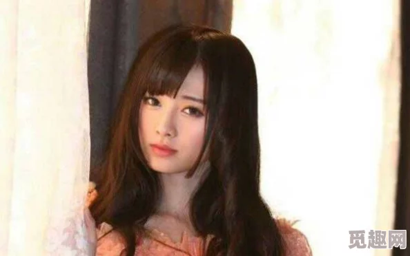 震惊！美女很黄很黄免费的背后竟隐藏着不为人知的秘密，网友们纷纷热议这一现象引发的社会问题！