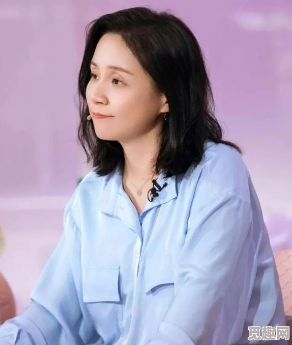 开心色播播：明星私生活大曝光，谁与谁暗恋？最新绯闻引发网友热议！