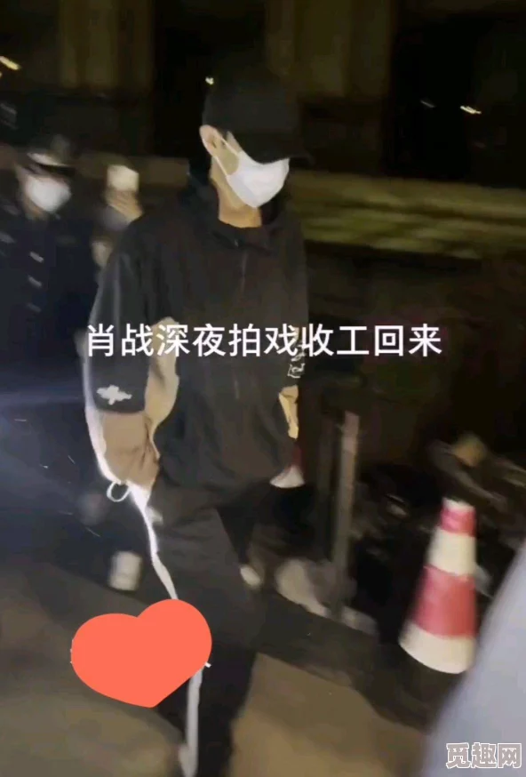 搓澡工和帅老头宾馆互玩：一场关于人际关系与社会互动的深度研究与分析